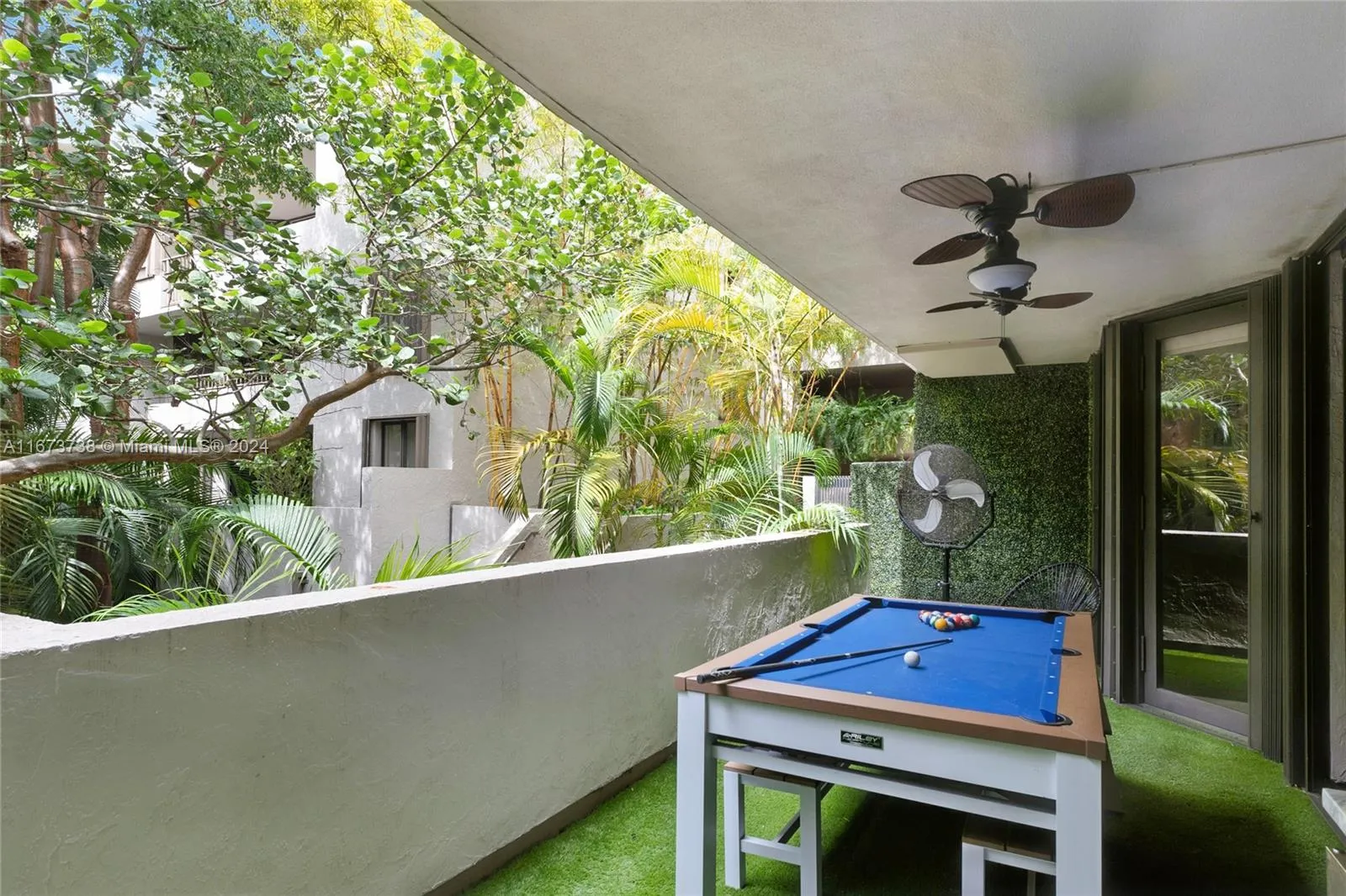 Key Biscayne, Florida 33149, United States, 2 Bedrooms Bedrooms, ,2 BathroomsBathrooms,Residential,Active,80599