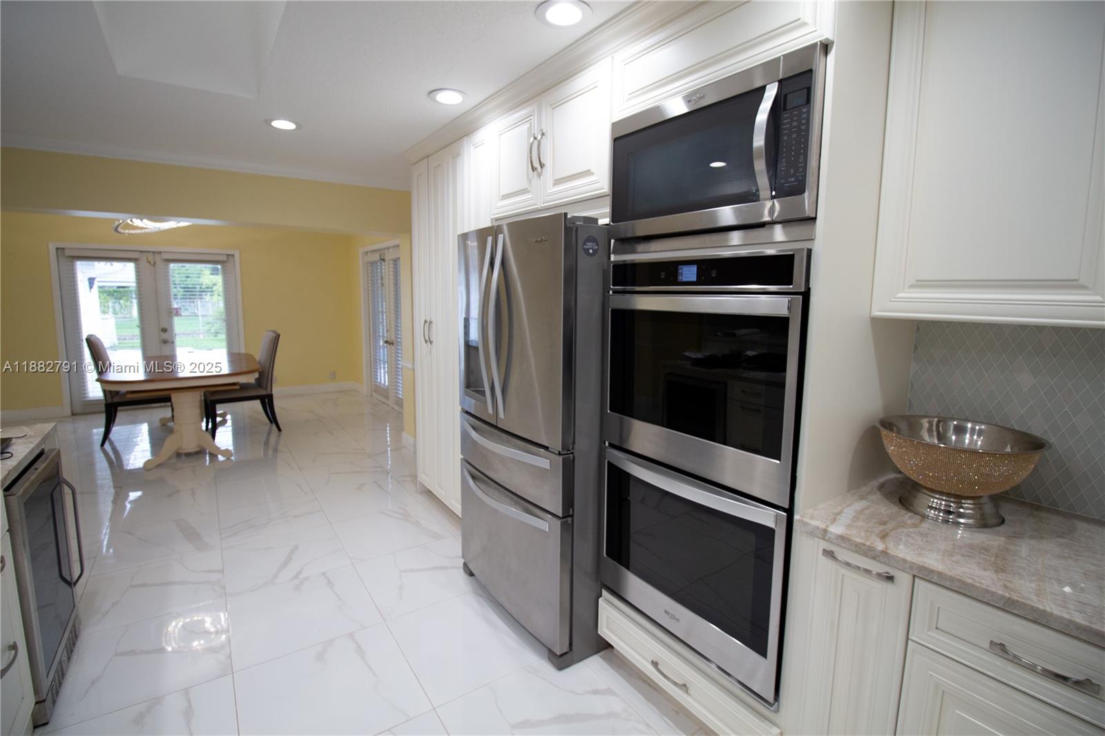 RAMBLEWOOD - Residential Lease