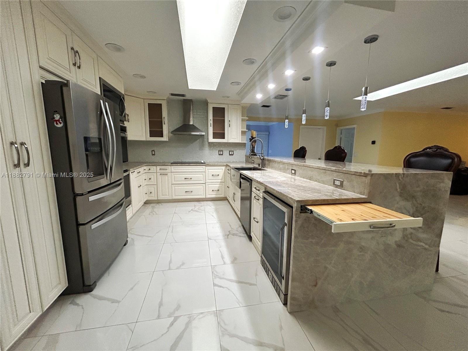 RAMBLEWOOD - Residential Lease