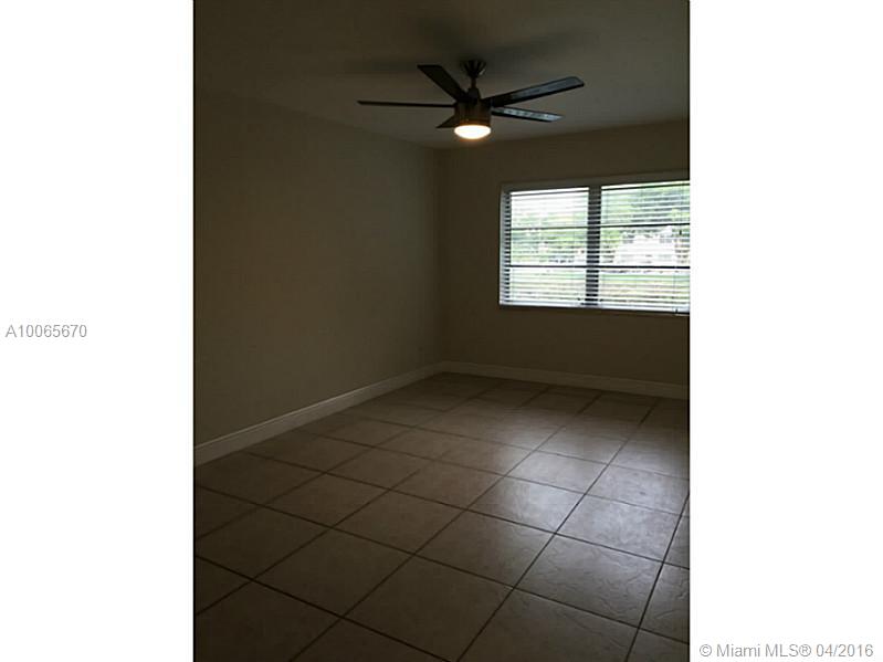 KINGS CREEK SO CONDO - Residential Lease