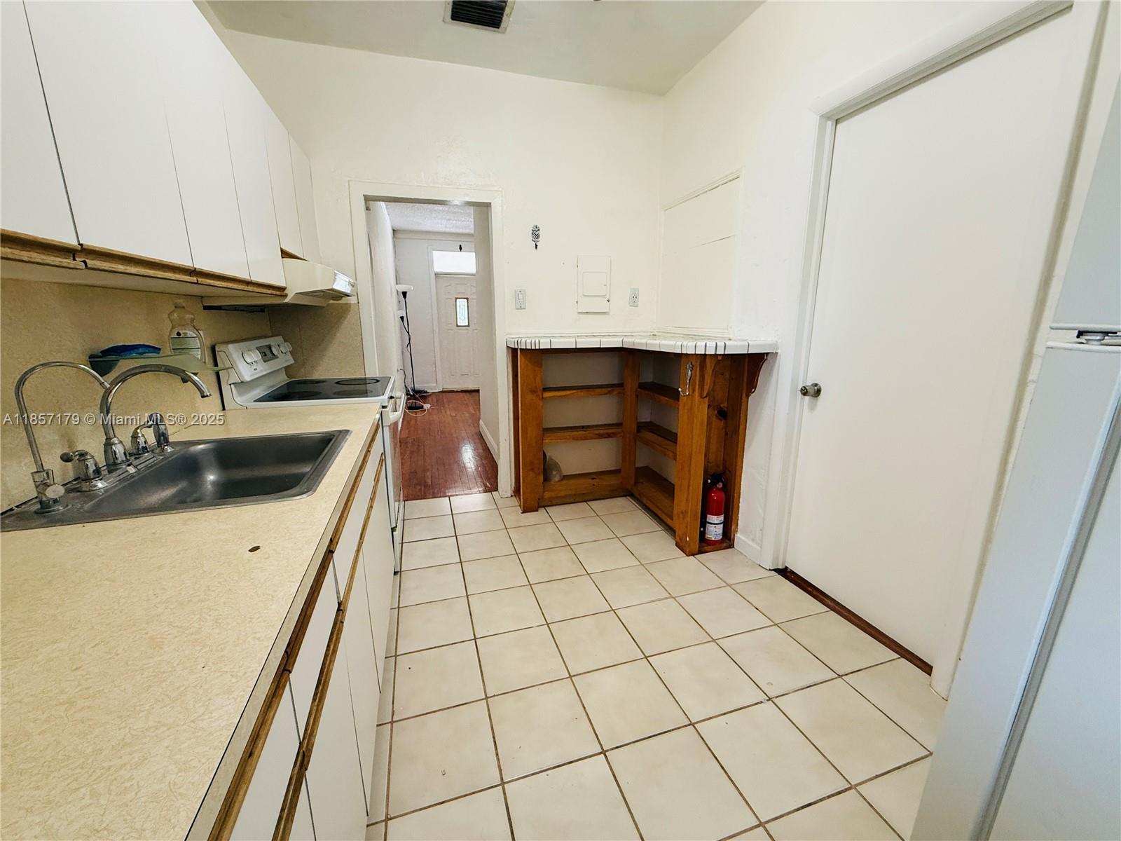 TOWNSITE OF LARKINS - Residential