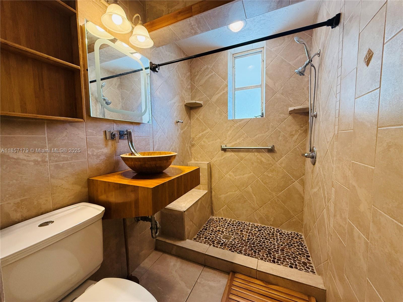 TOWNSITE OF LARKINS - Residential