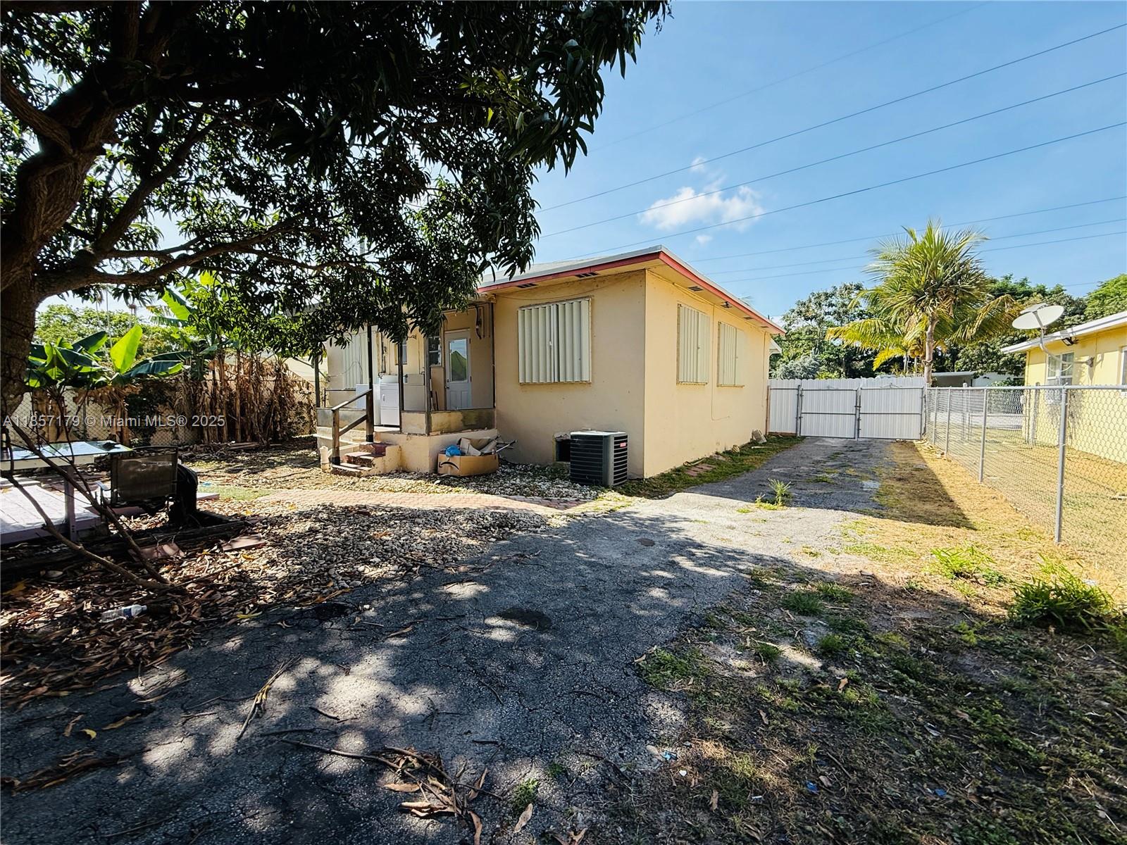 TOWNSITE OF LARKINS - Residential