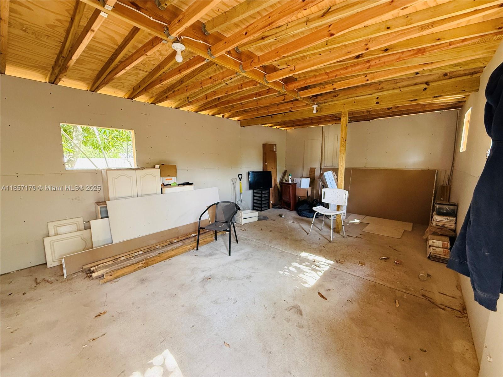 TOWNSITE OF LARKINS - Residential