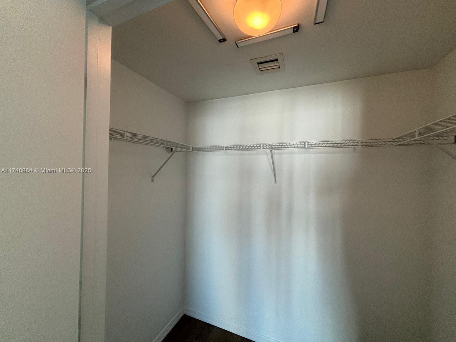 500 BRICKELL WEST CONDO - Residential