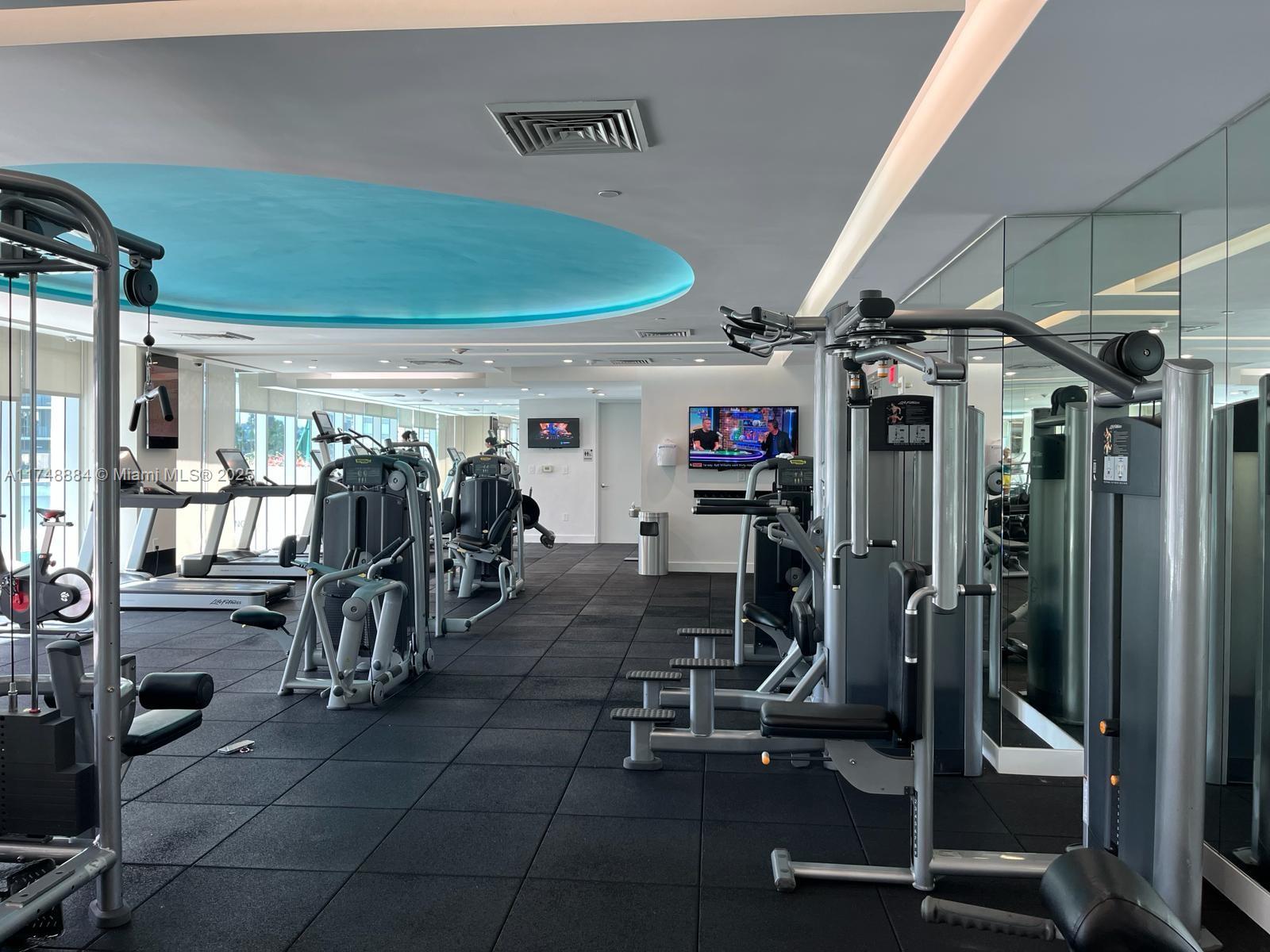 500 BRICKELL WEST CONDO - Residential