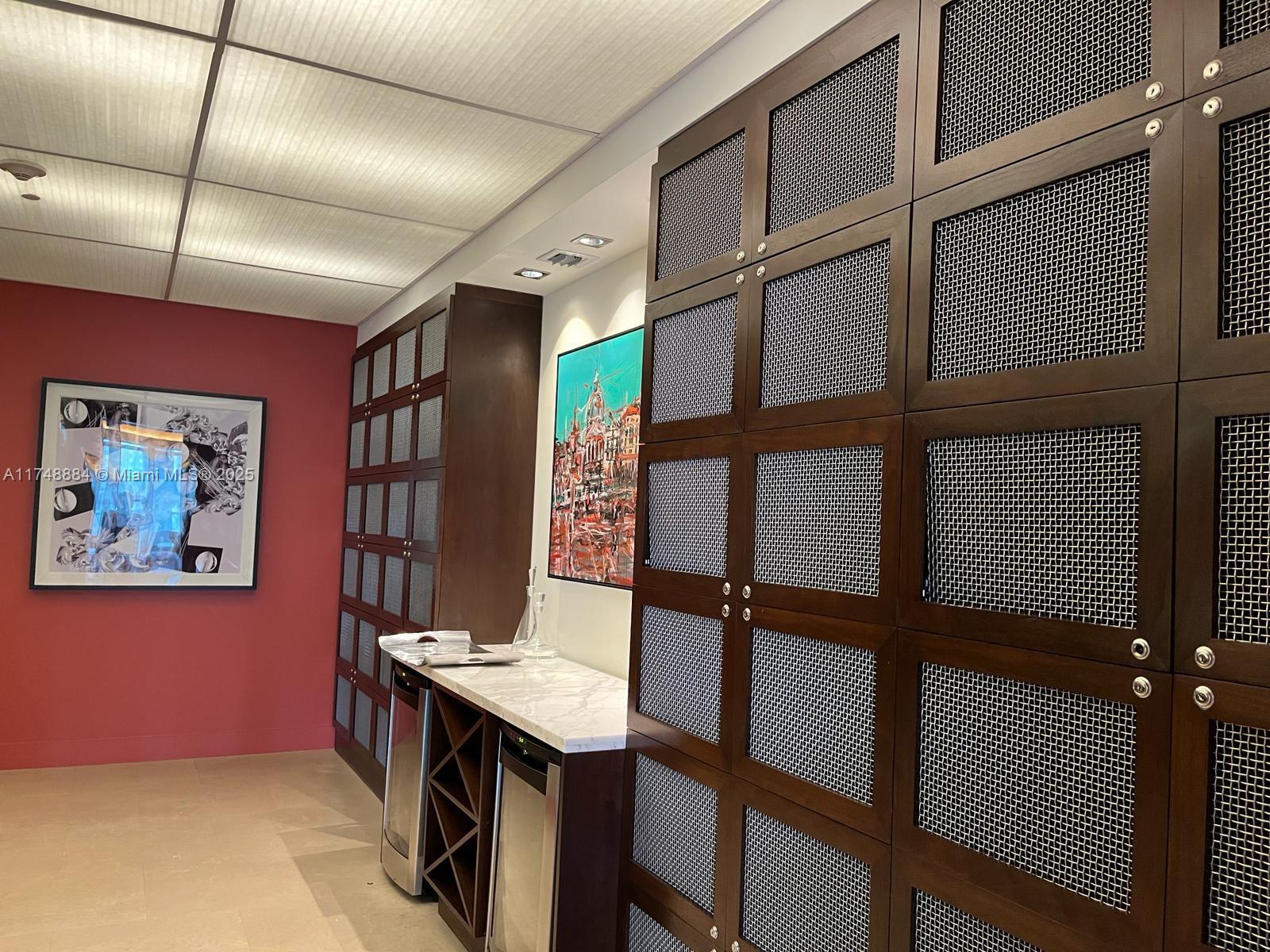 500 BRICKELL WEST CONDO - Residential