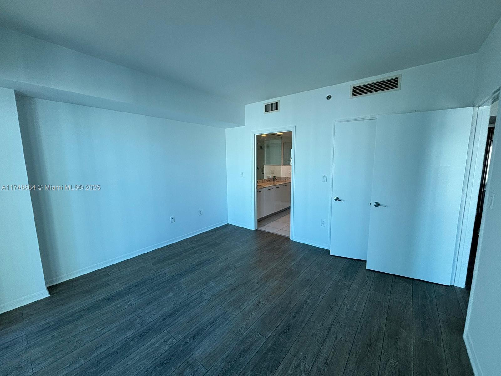 500 BRICKELL WEST CONDO - Residential