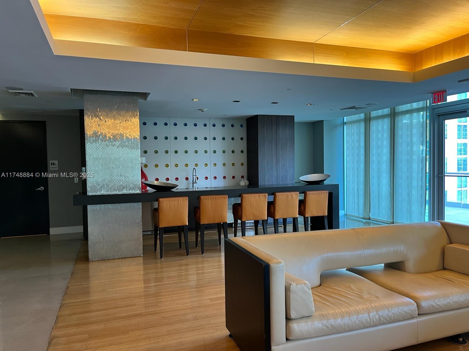 500 BRICKELL WEST CONDO - Residential