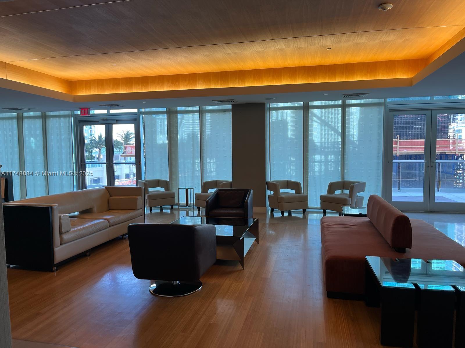 500 BRICKELL WEST CONDO - Residential