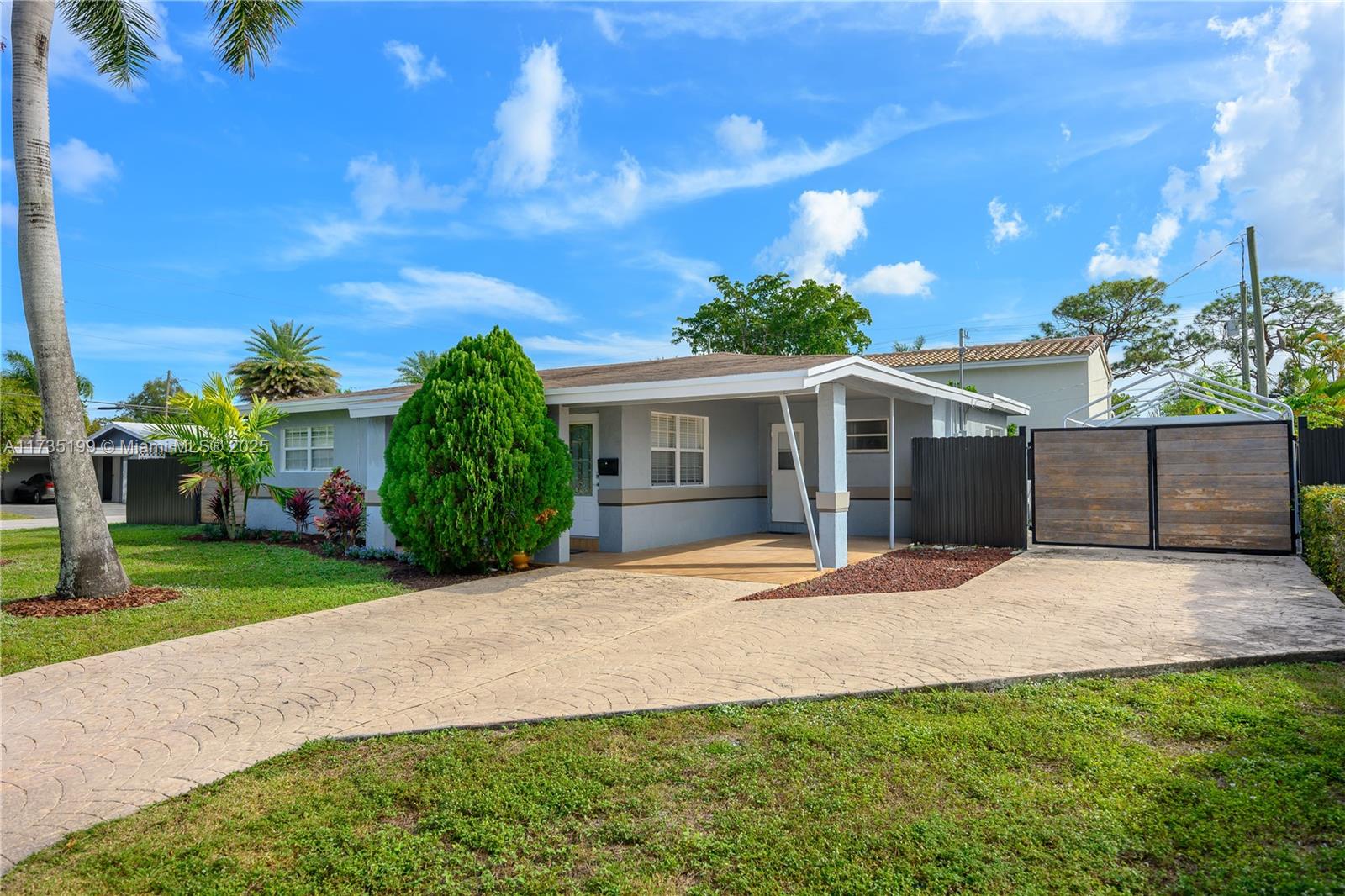 1498 Ne 39th St, Oakland Park, Miami-Dade County, Florida - 4 Bedrooms  
3 Bathrooms - 
