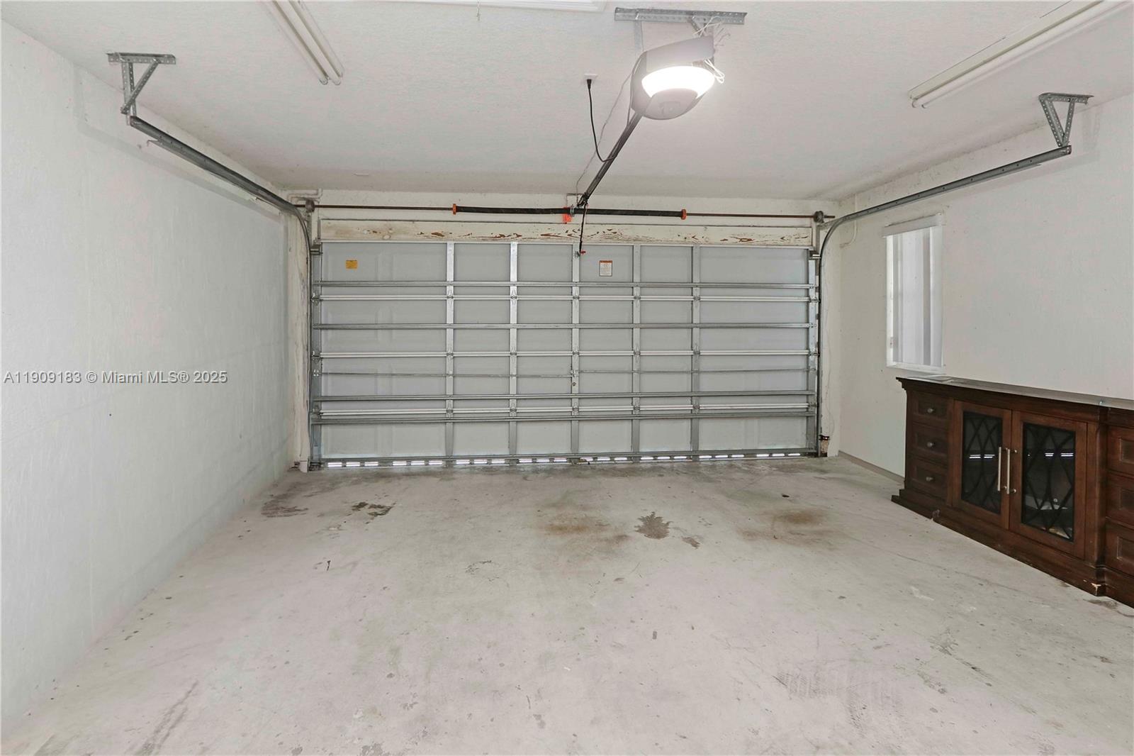 Pelican Bay at Old Cutler - Residential