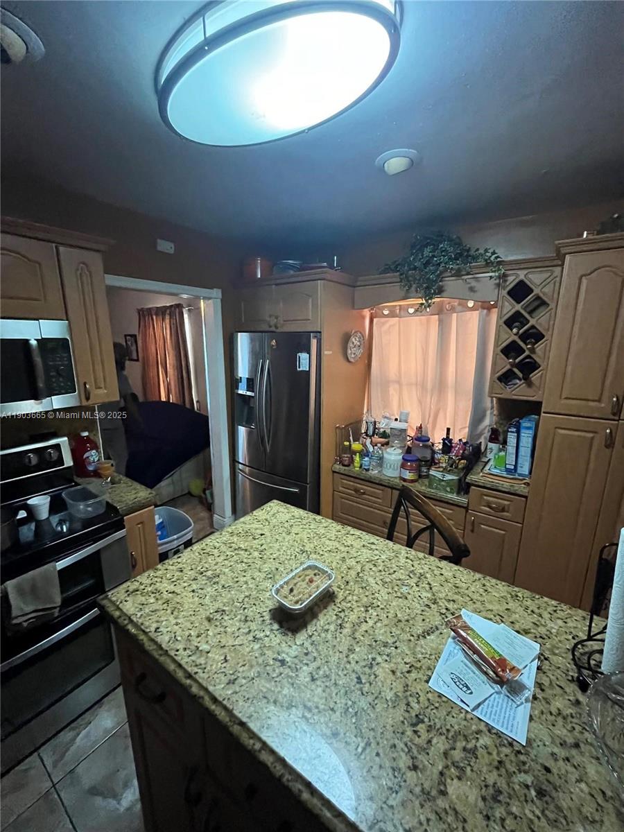 ALLAPATTAH SCH SUB - Residential