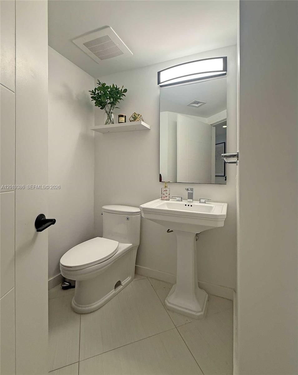 BRICKELL TEN CONDO - Residential