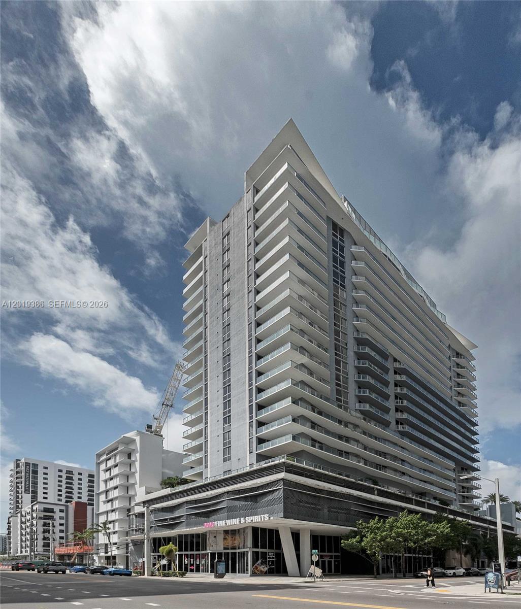 BRICKELL TEN CONDO - Residential