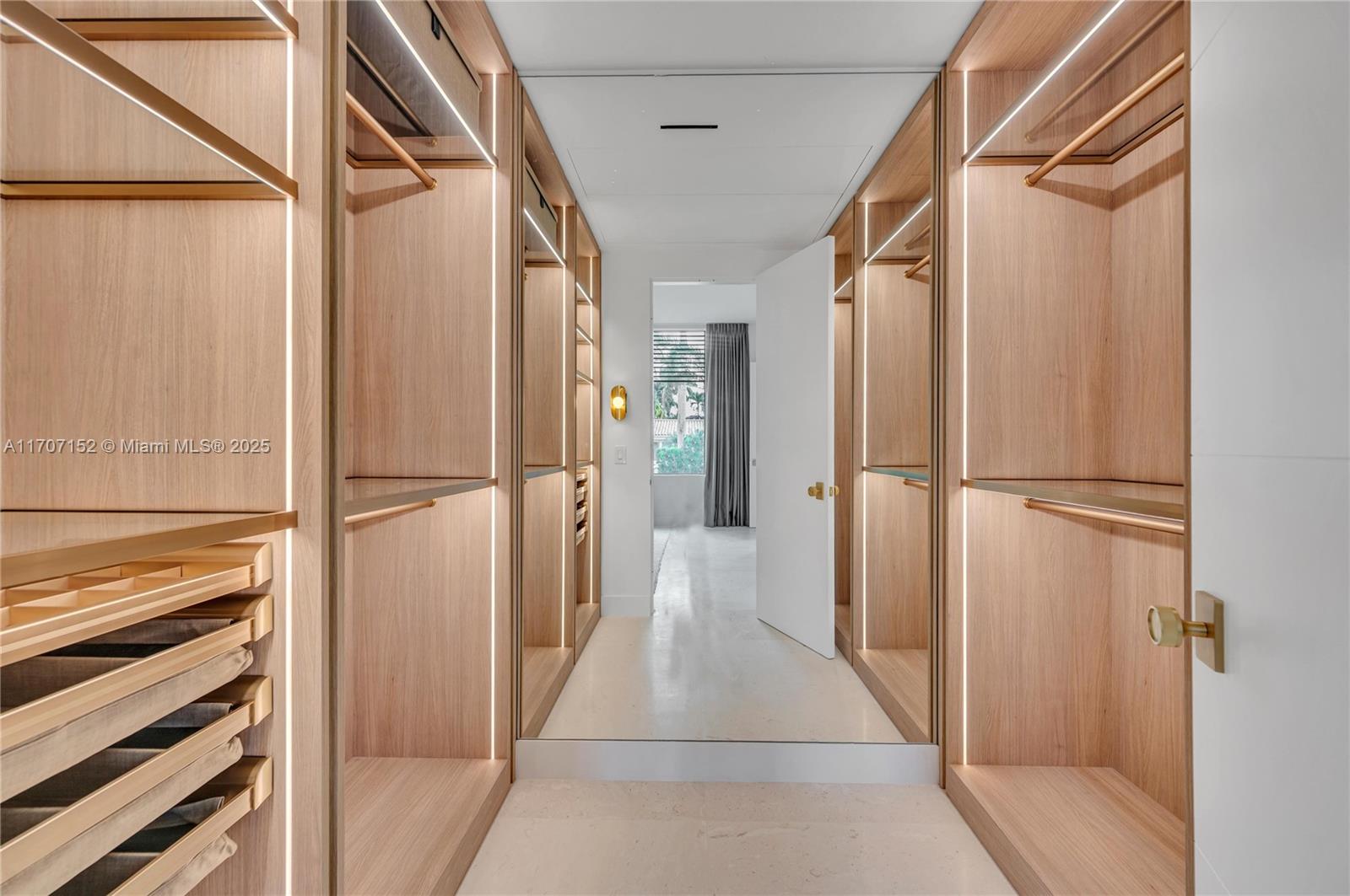 NORTH BAY ISLAND - Residential