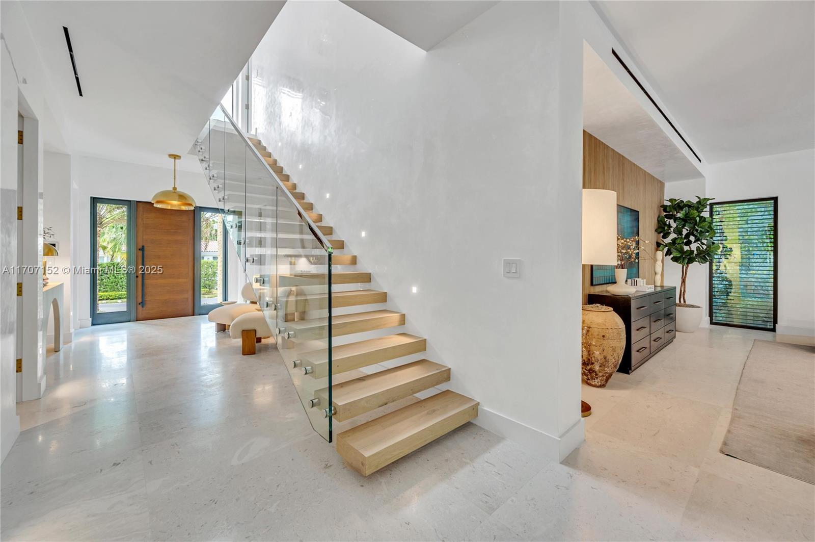 NORTH BAY ISLAND - Residential