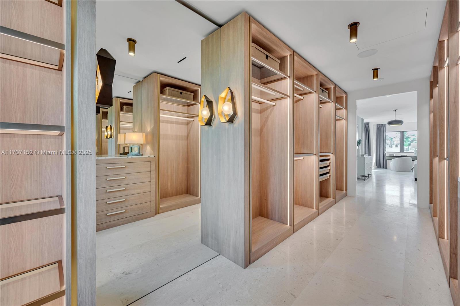 NORTH BAY ISLAND - Residential