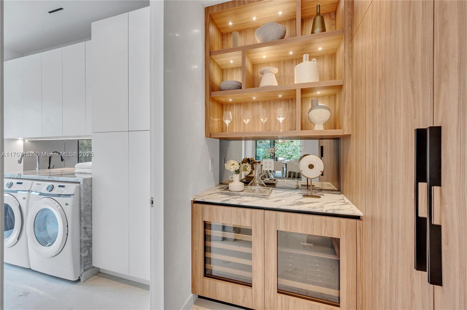 NORTH BAY ISLAND - Residential