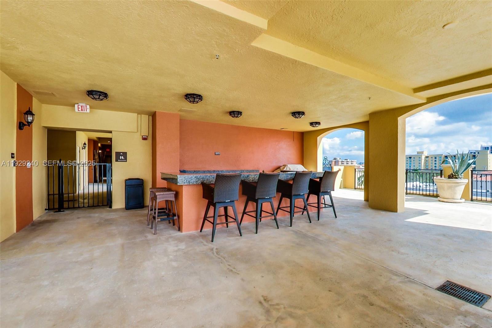 THE PONCE DE LEON CONDO - Residential