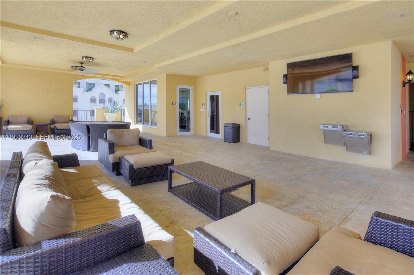 THE PONCE DE LEON CONDO - Residential