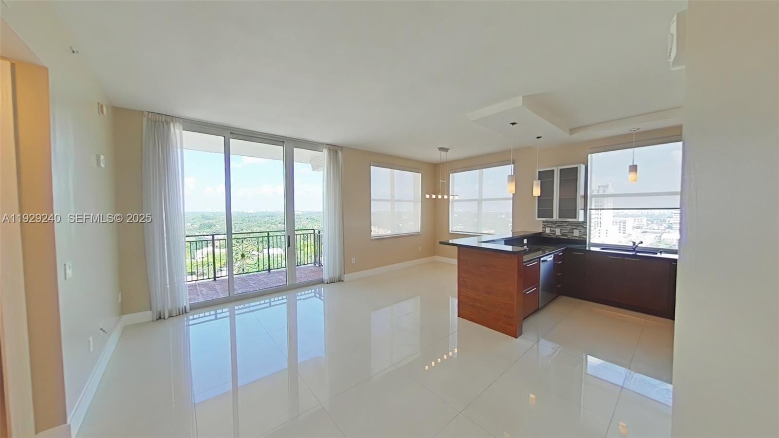 THE PONCE DE LEON CONDO - Residential