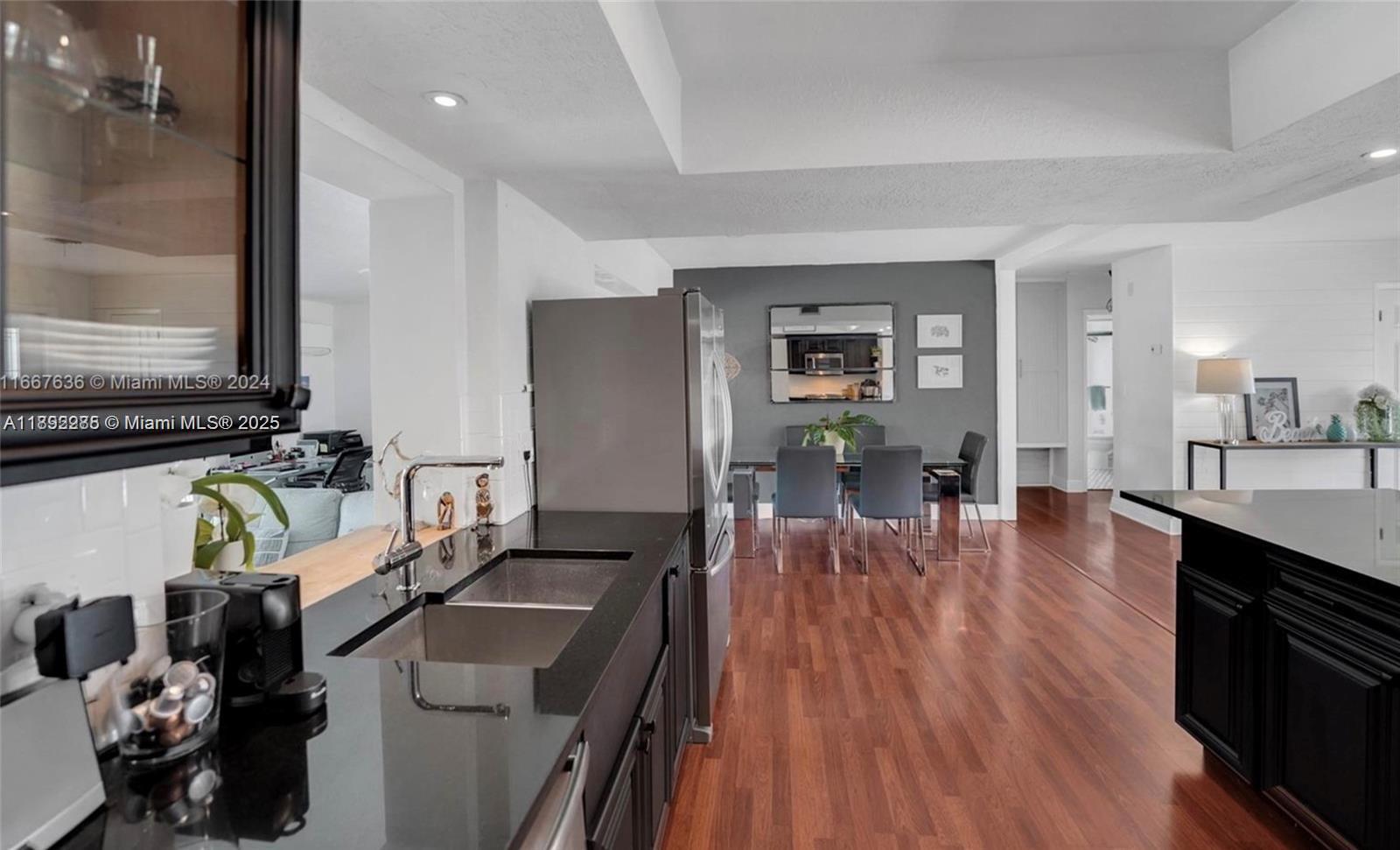 COUNTRY CLUB VILLAGE SEC - Residential Lease