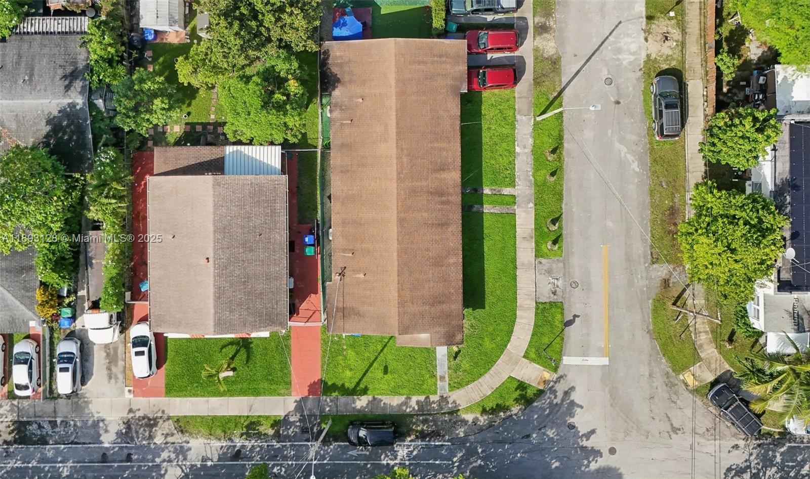 View photos, virtual tours, details... 3300 SW 9th Ter