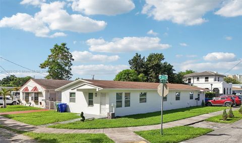 3300 SW 9th Ter Miami FL 33135