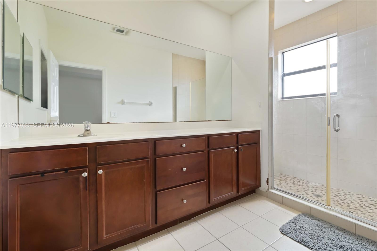 GRAND BAY NORTH - Residential