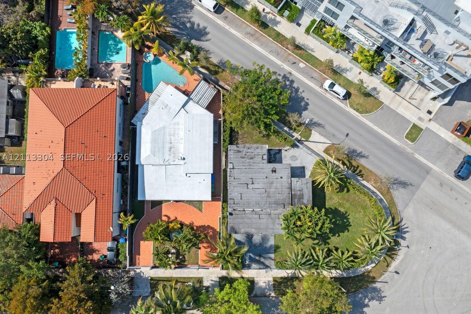 1810 SW 5th Ave n/a