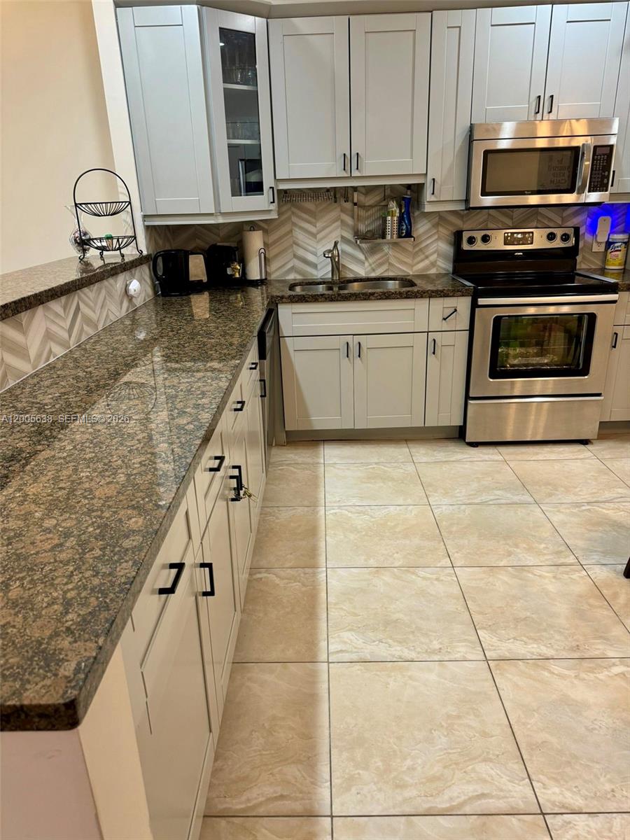 SEA AIR TOWERS CONDO - Residential Lease