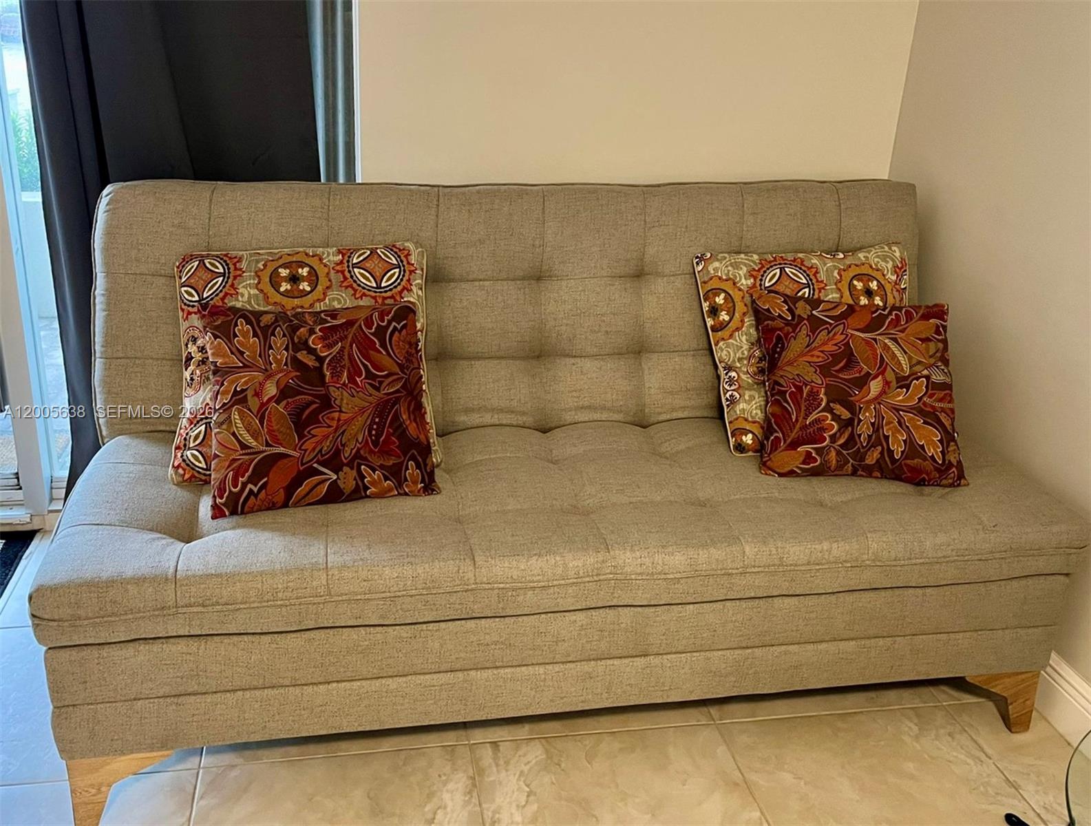 SEA AIR TOWERS CONDO - Residential Lease