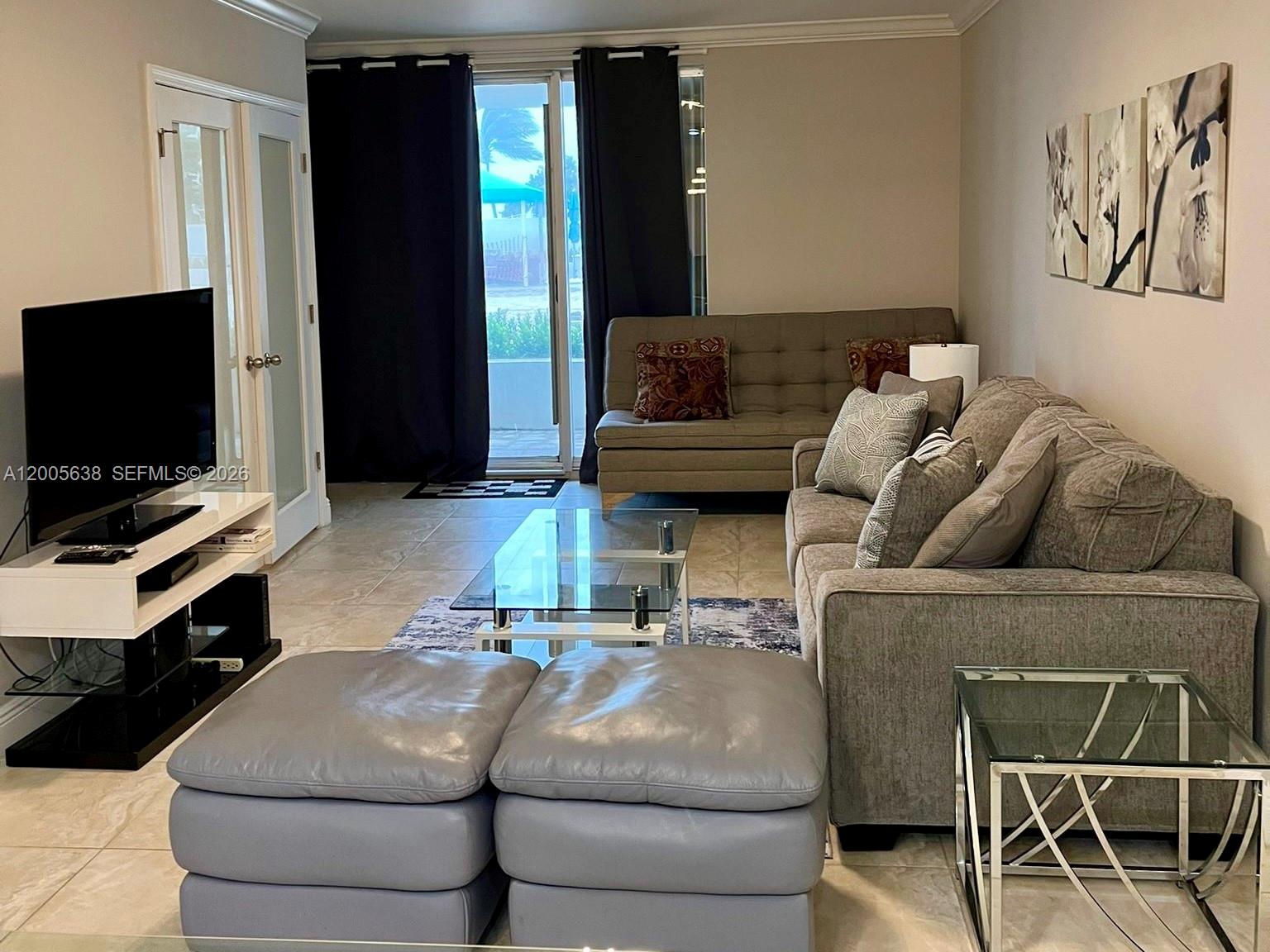 SEA AIR TOWERS CONDO - Residential Lease