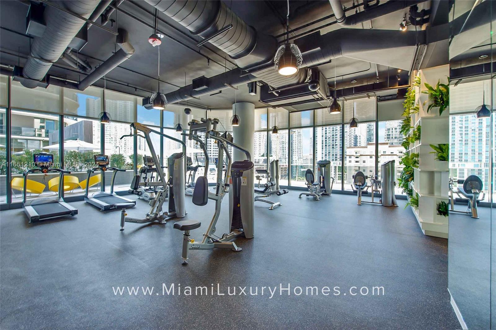 BRICKELL HEIGHTS EAST - Residential Lease