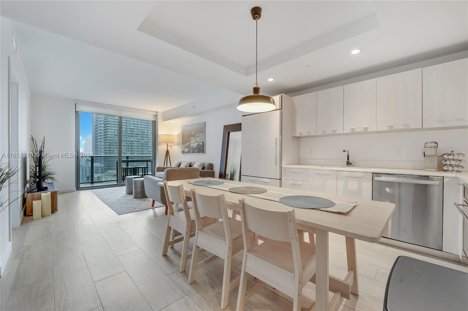 BRICKELL HEIGHTS EAST - Residential Lease