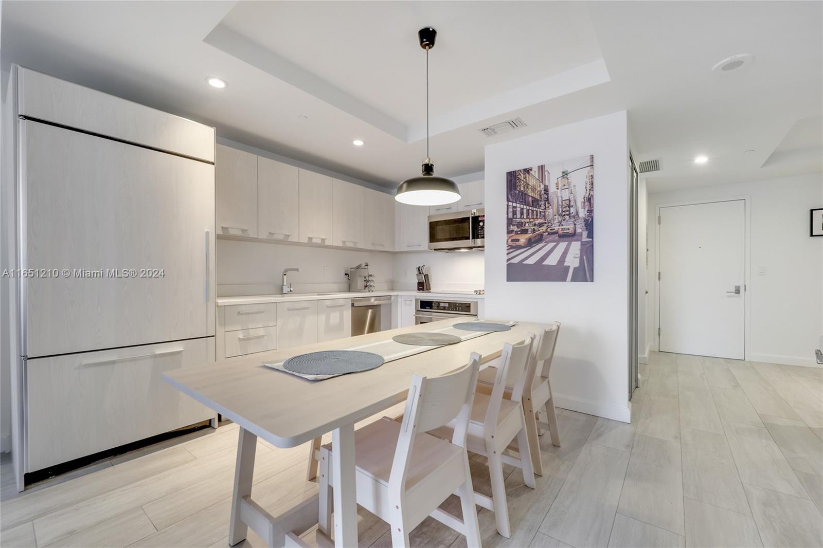 BRICKELL HEIGHTS EAST - Residential Lease