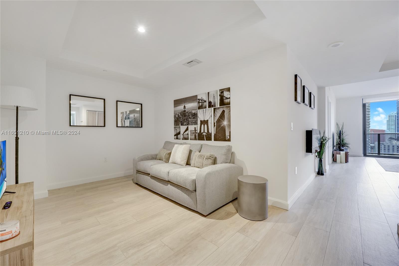 BRICKELL HEIGHTS EAST - Residential Lease