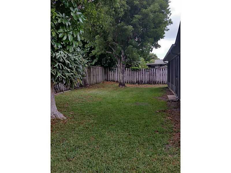 HOMESTEAD LAKES FARMLIFE - Residential