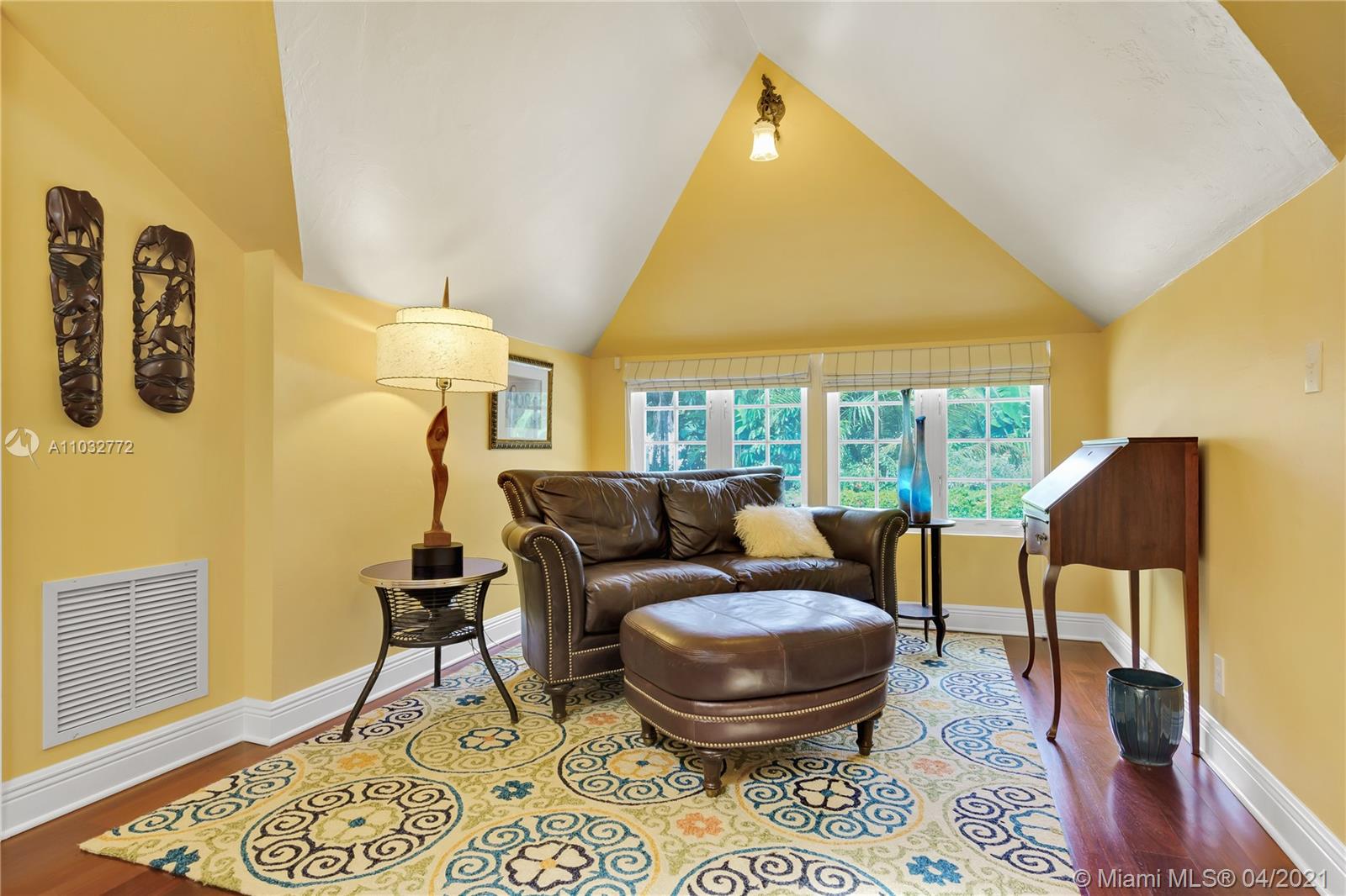 EAST UTOPIA - Residential