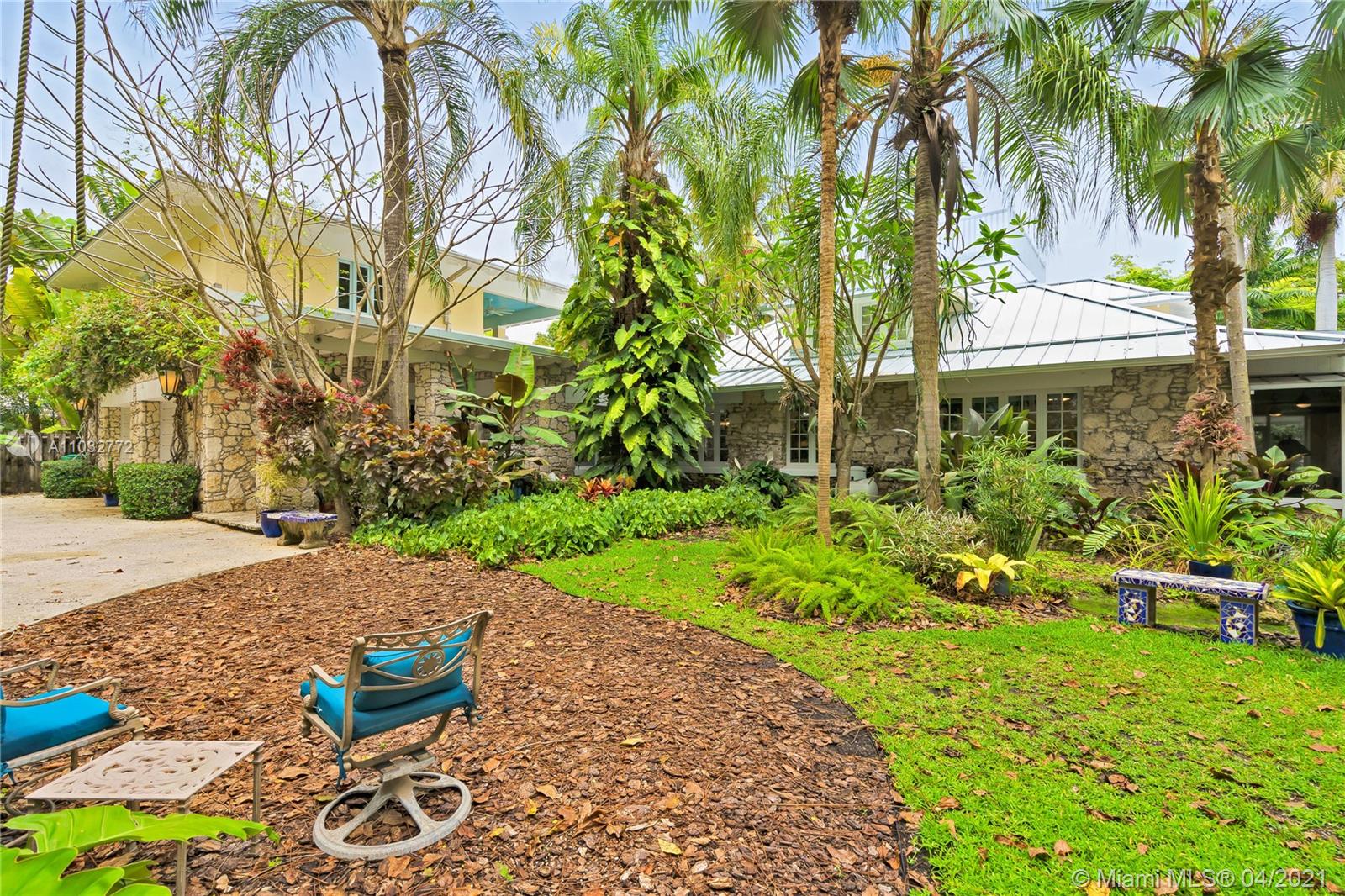 EAST UTOPIA - Residential