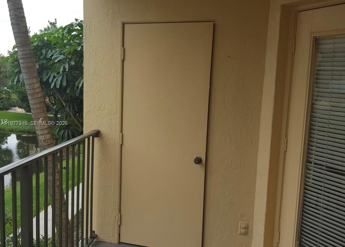 SUMMERBREEZE CONDO - Residential