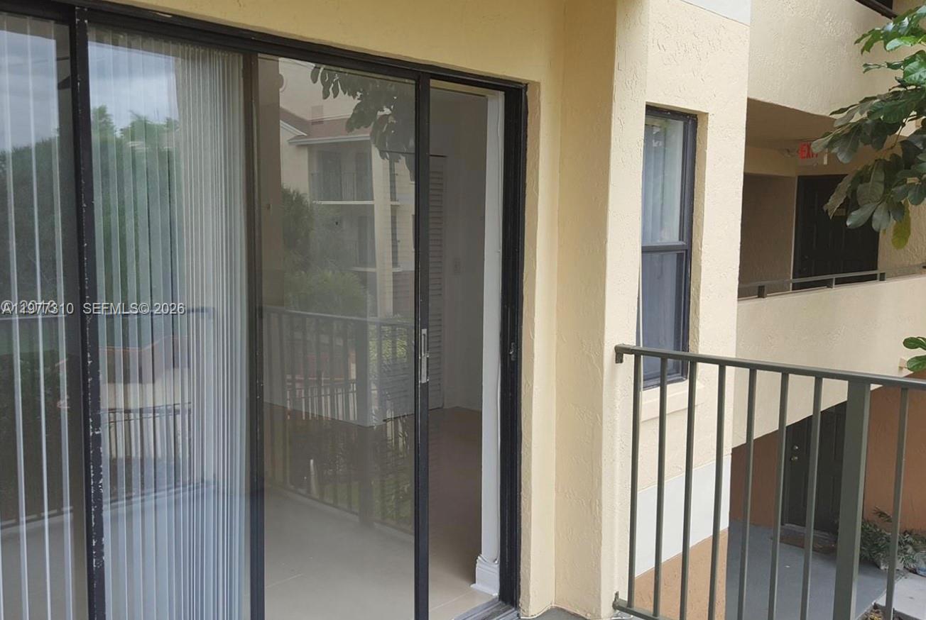 SUMMERBREEZE CONDO - Residential