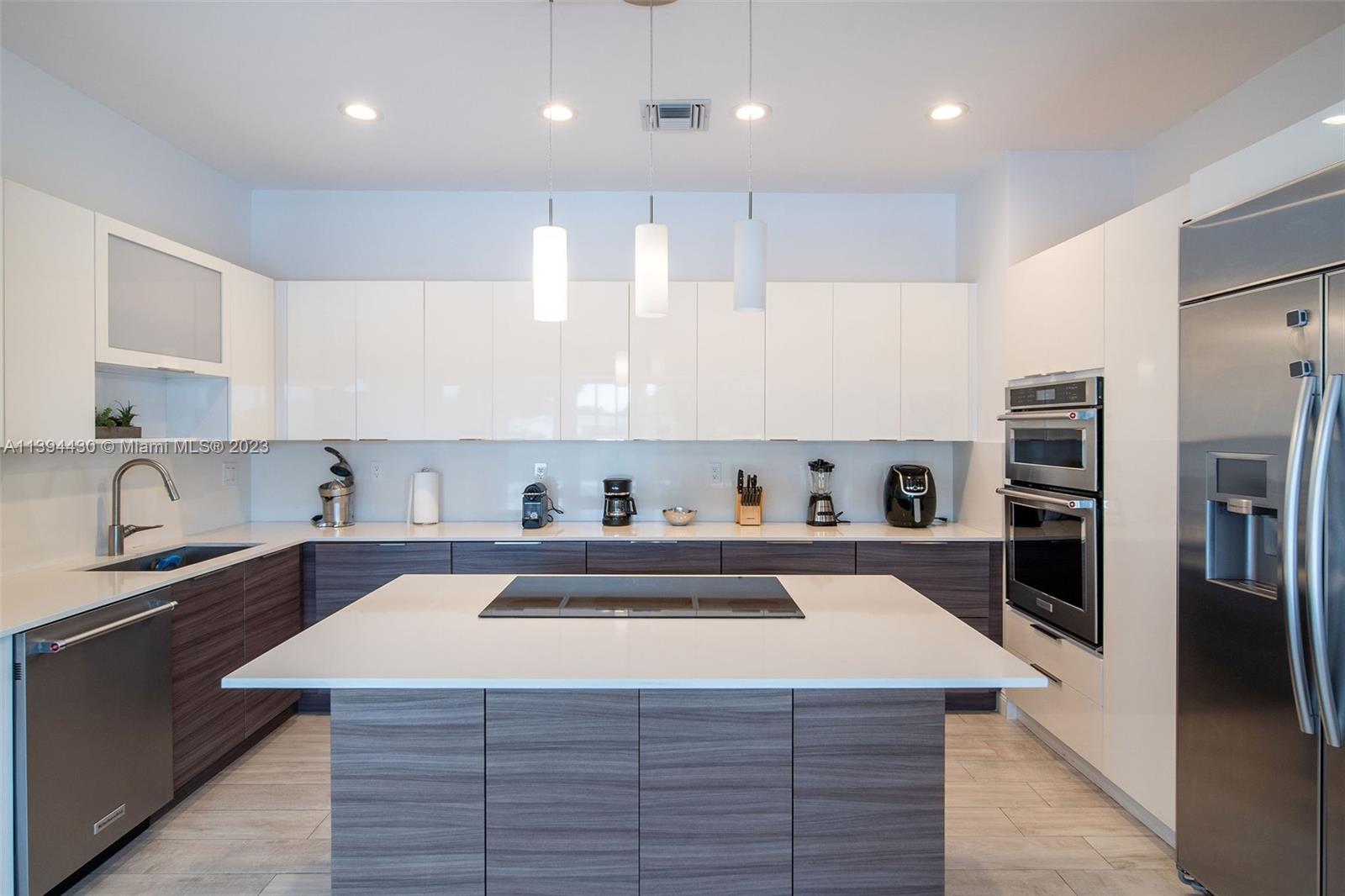 WATERWAY MANOR ESTATES - Residential