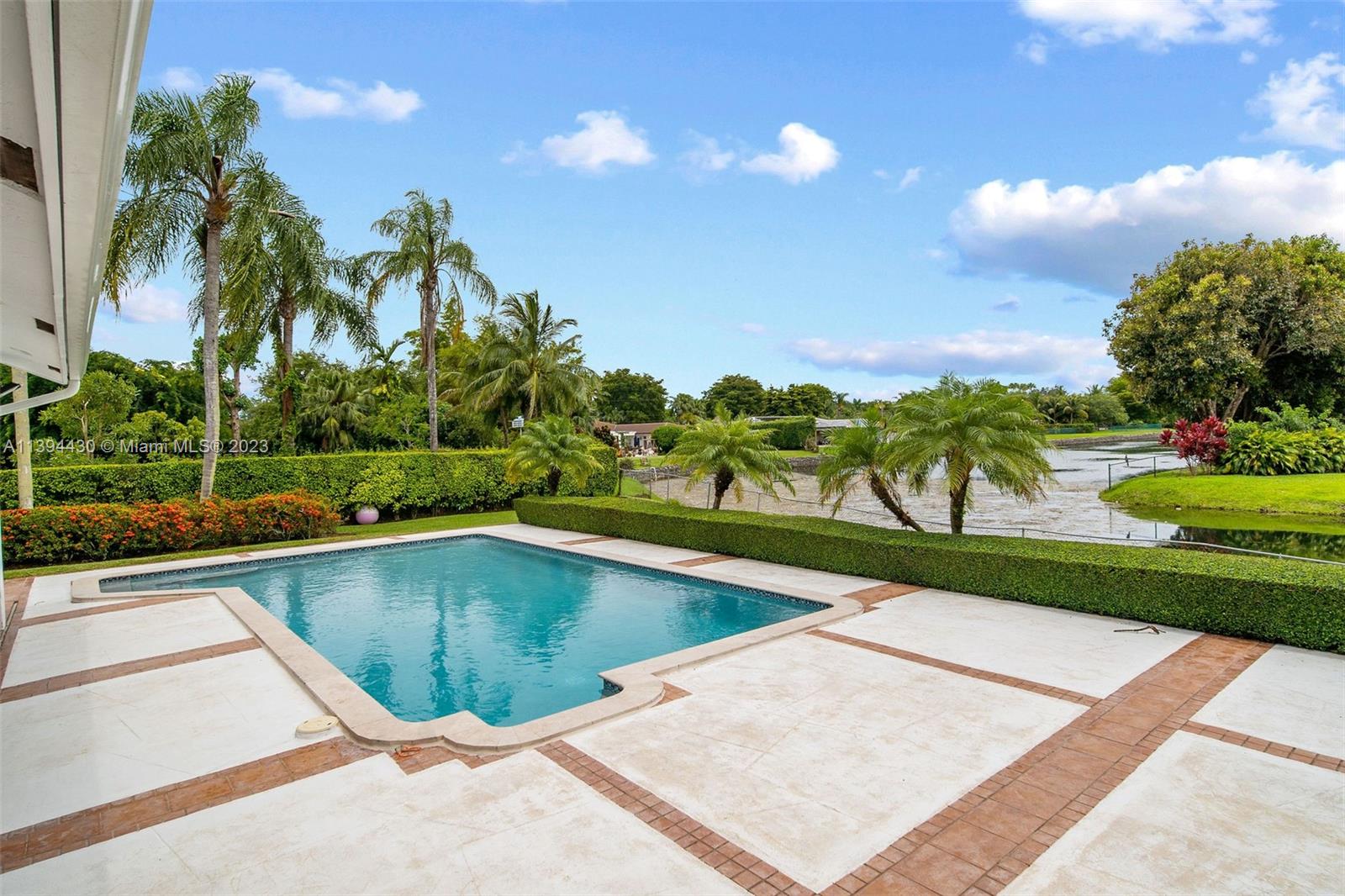 WATERWAY MANOR ESTATES - Residential