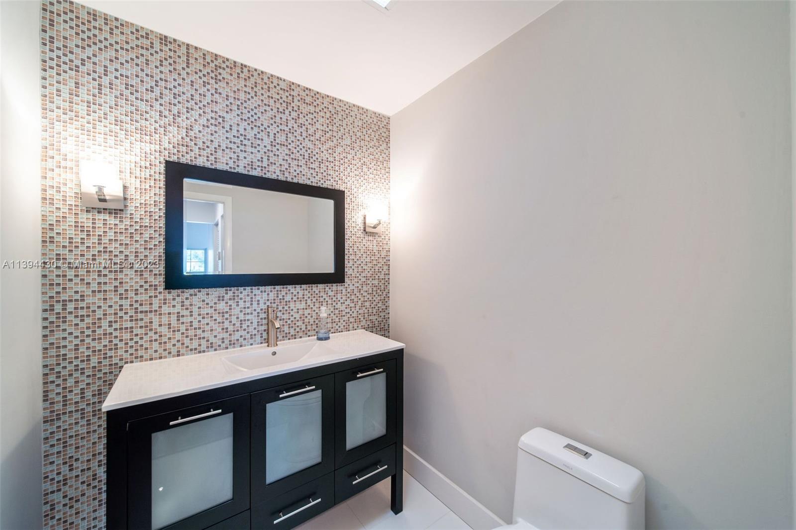 WATERWAY MANOR ESTATES - Residential