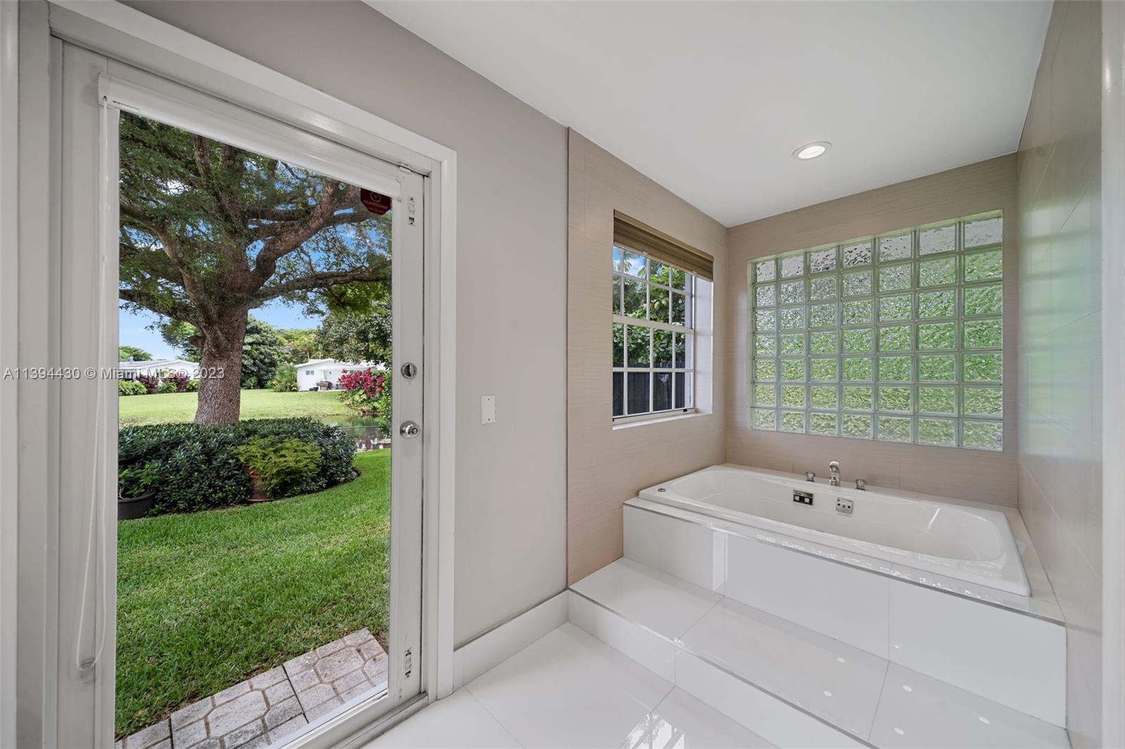 WATERWAY MANOR ESTATES - Residential