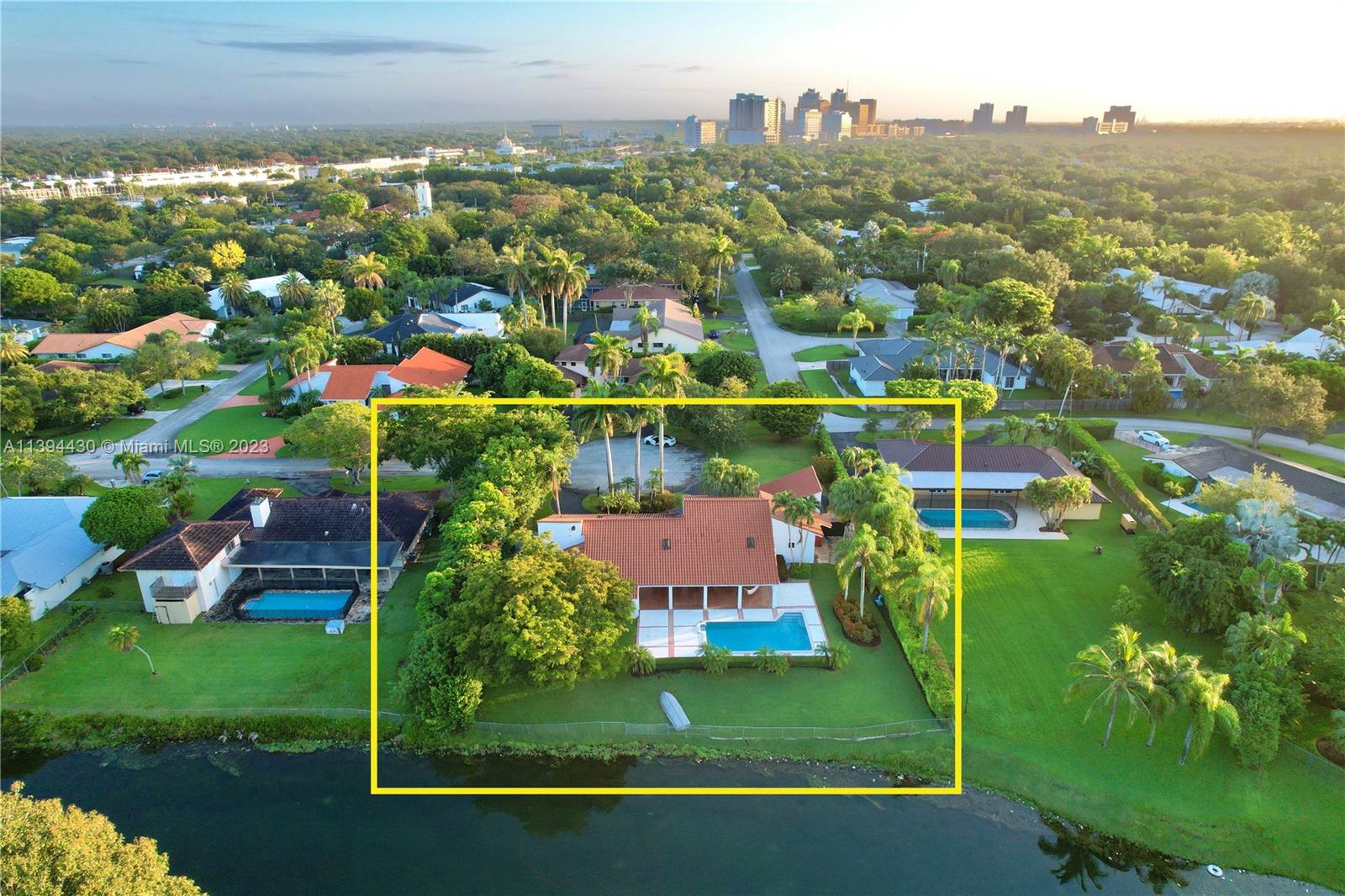 WATERWAY MANOR ESTATES - Residential