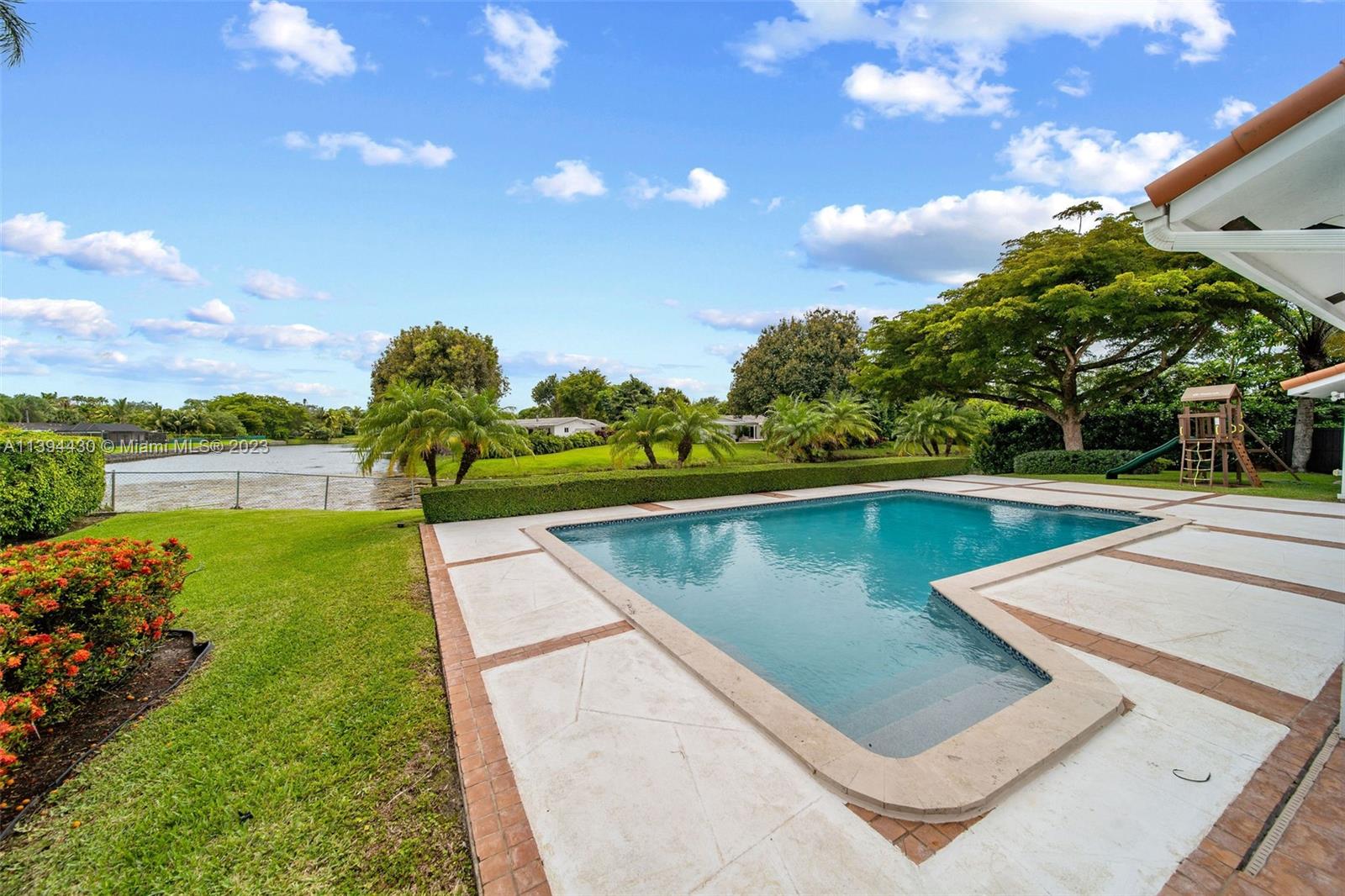 WATERWAY MANOR ESTATES - Residential