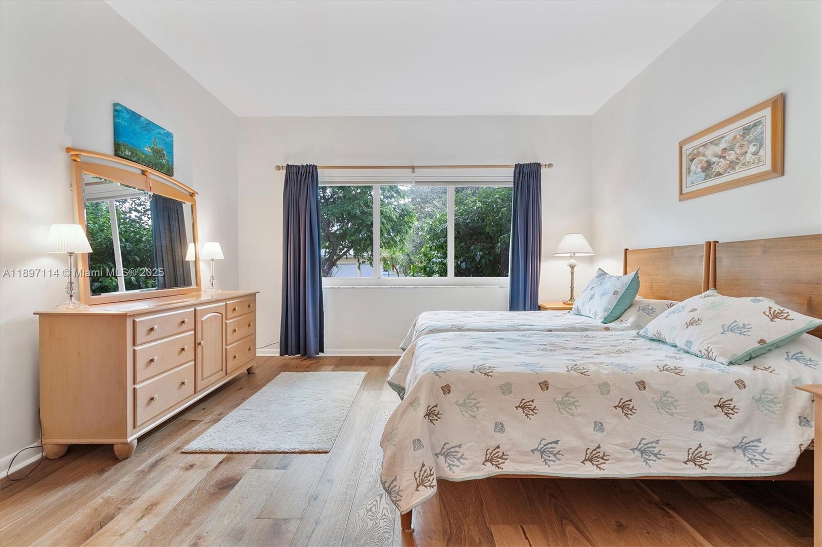 EARLETON SHORES - Residential